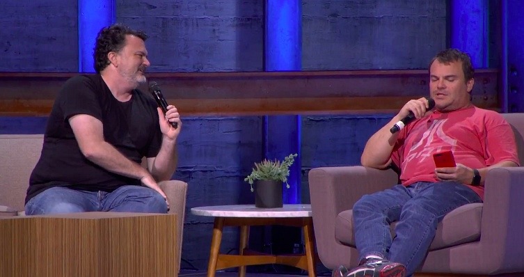 Tim Schafer y Jack Black (E3 Coliseum 2017) Tim Schafer y Jack Black (E3 Coliseum 2017)