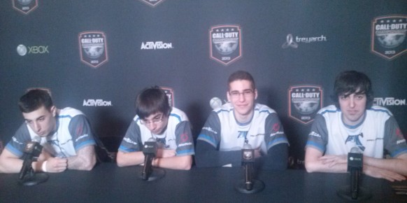 Pain Gaming, nuestros representantes atendiendo a las preguntas de los medios.
